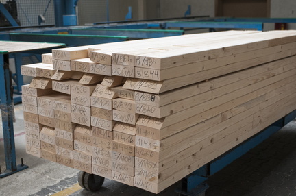 JAF Dom z klockow Bieczyny (6)