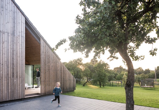 Lunawood Thermowood Facade Private Apartment in Lithuania Weathered 1 MP