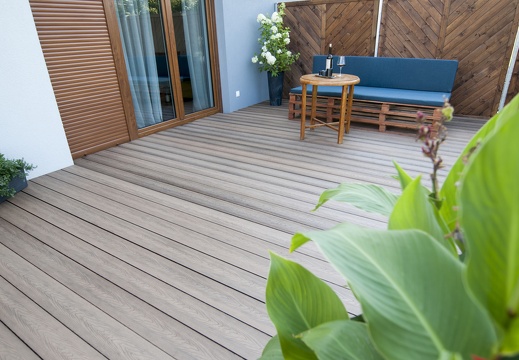 JAF Naturalny i nowoczesny taras kompozytowy (5)