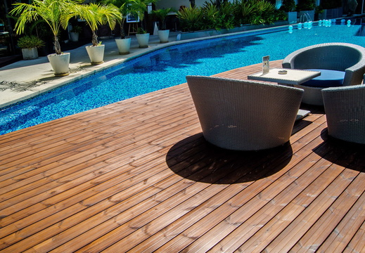 JAF Relaks nad basenem (1)