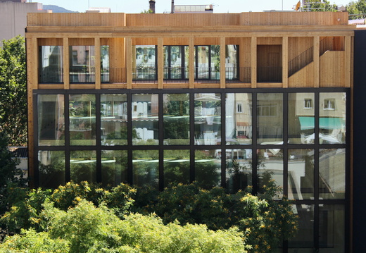 Wittywood office building Barcelona Luna Layer cladding