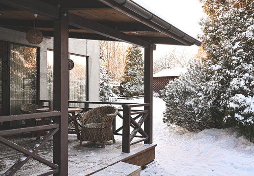 JAF Czy mozna montowac taras zima (5)